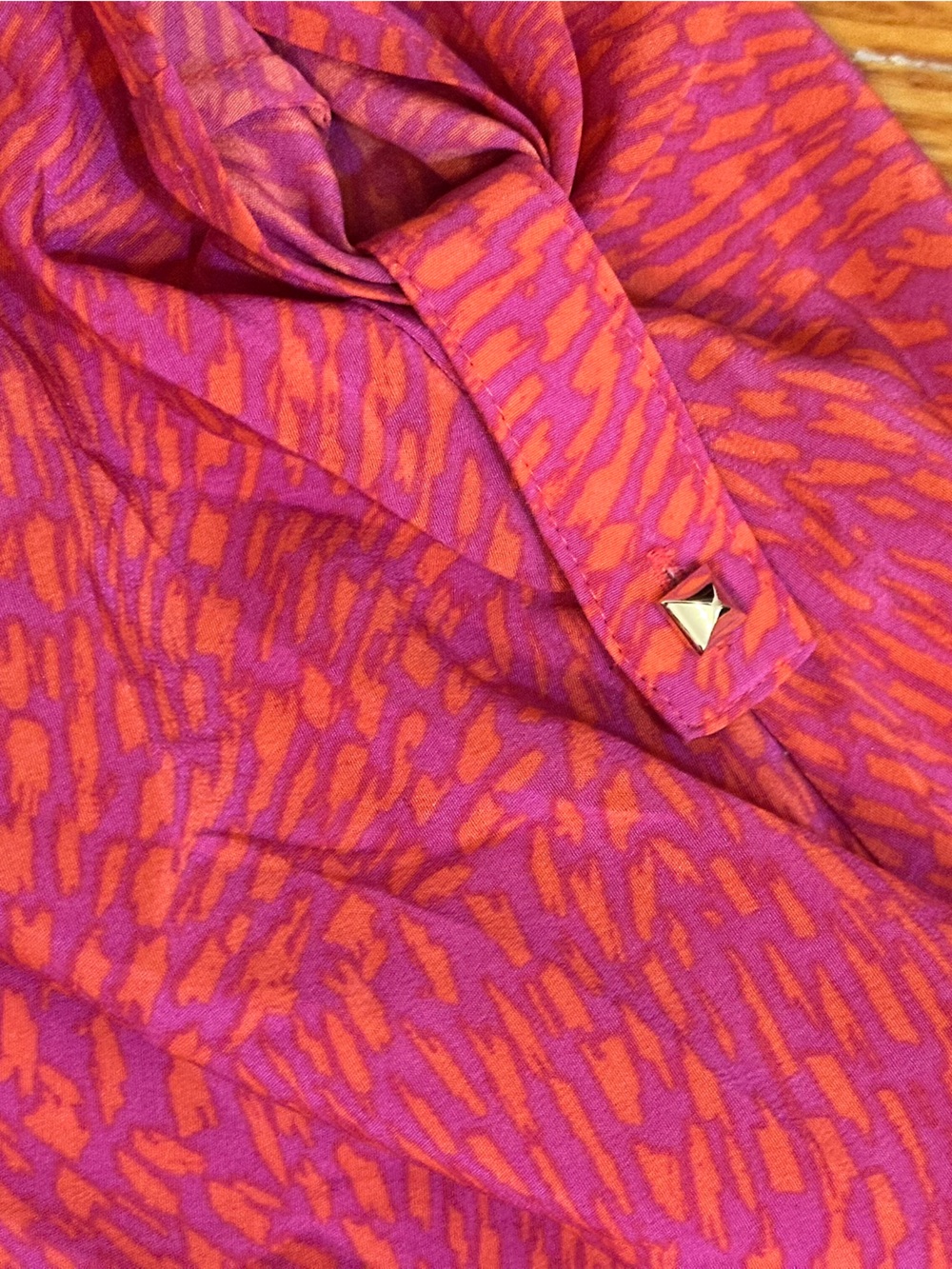 Ellie Kai blouse made from 100% silk size 10 (j6) - Picture 2 of 10